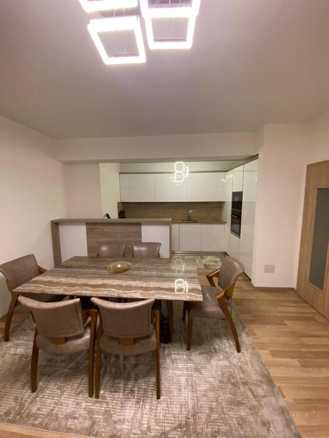 Violin 2 Bedroom Apartment Downtown Prizren Luaran gambar