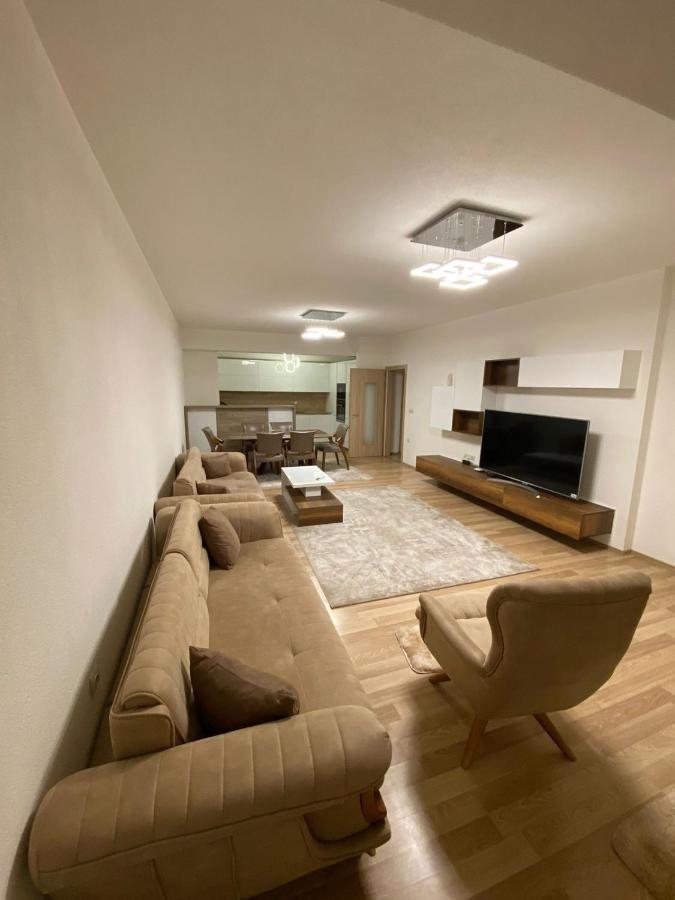 Violin 2 Bedroom Apartment Downtown Prizren Luaran gambar